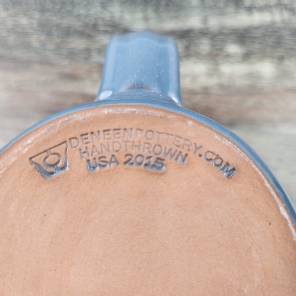 Grass Roots Coffee - Fresh Roasted '09. Hand-thrown '15. - Picture 4 of 6